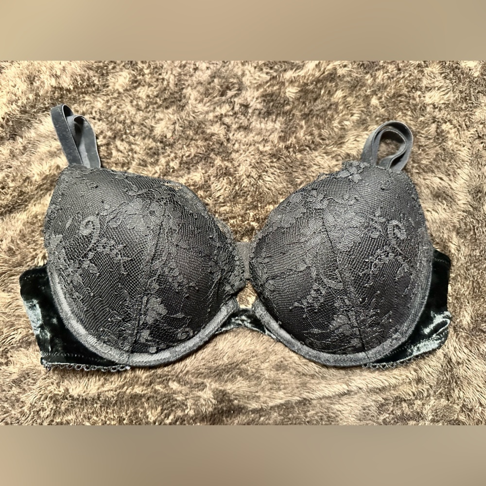 Push Up Dream Angels w/ velvet detail